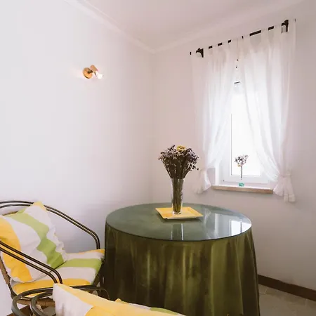 84 - Mar Salgado شقة فيريل